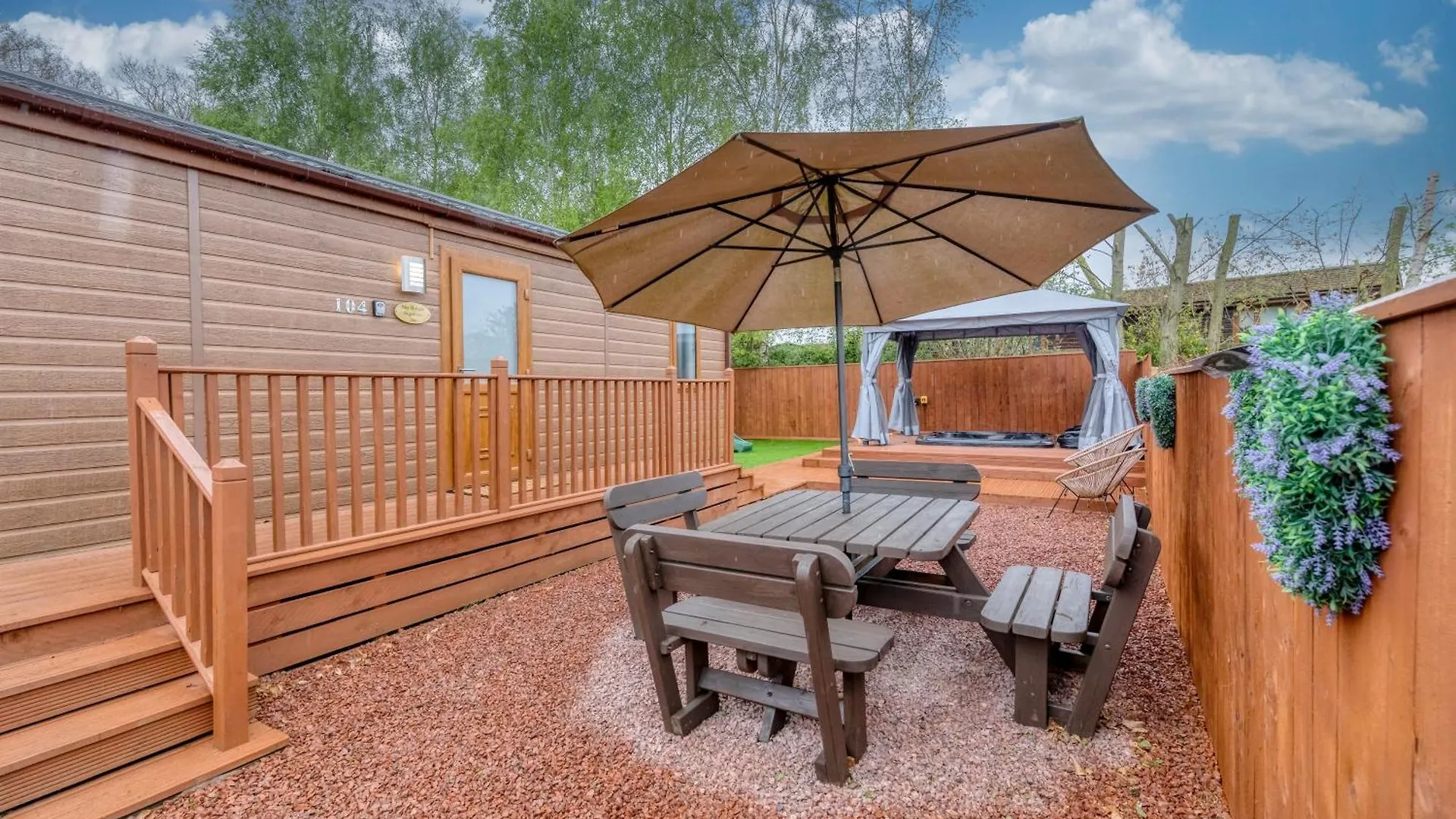 Family Luxury York Cabin Retreat With Hot Tub شقة