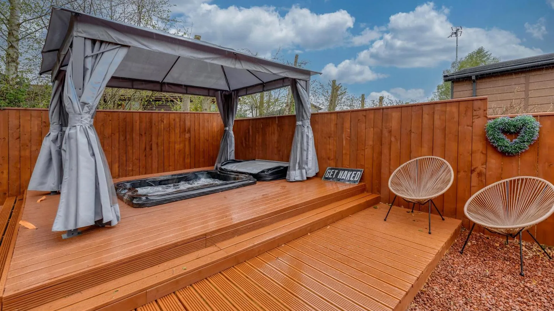 شقة Family Luxury York Cabin Retreat With Hot Tub